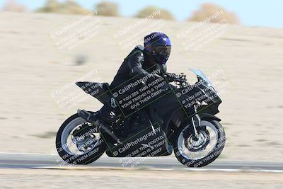 media/Oct-05-2025-CVMA (Sun) [[beeef4f201]]/Race 11-500-400(4)-350 Supersport/